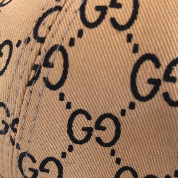 NWOT Logo (Beige) G baseball cap with house brand Bee - Picture 9 of 16